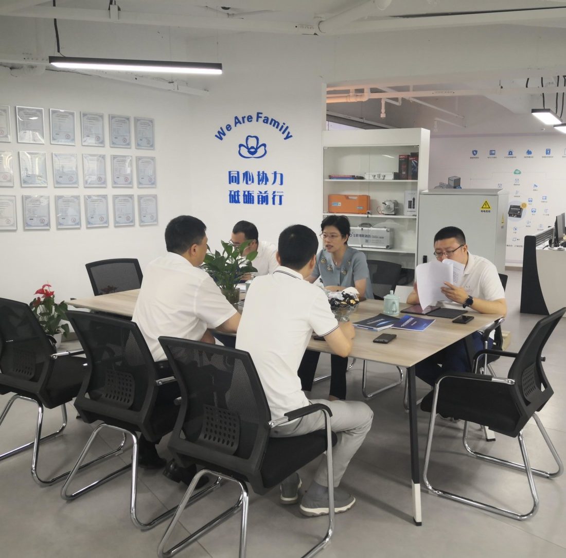 市城管局、市容发展中心领导来访